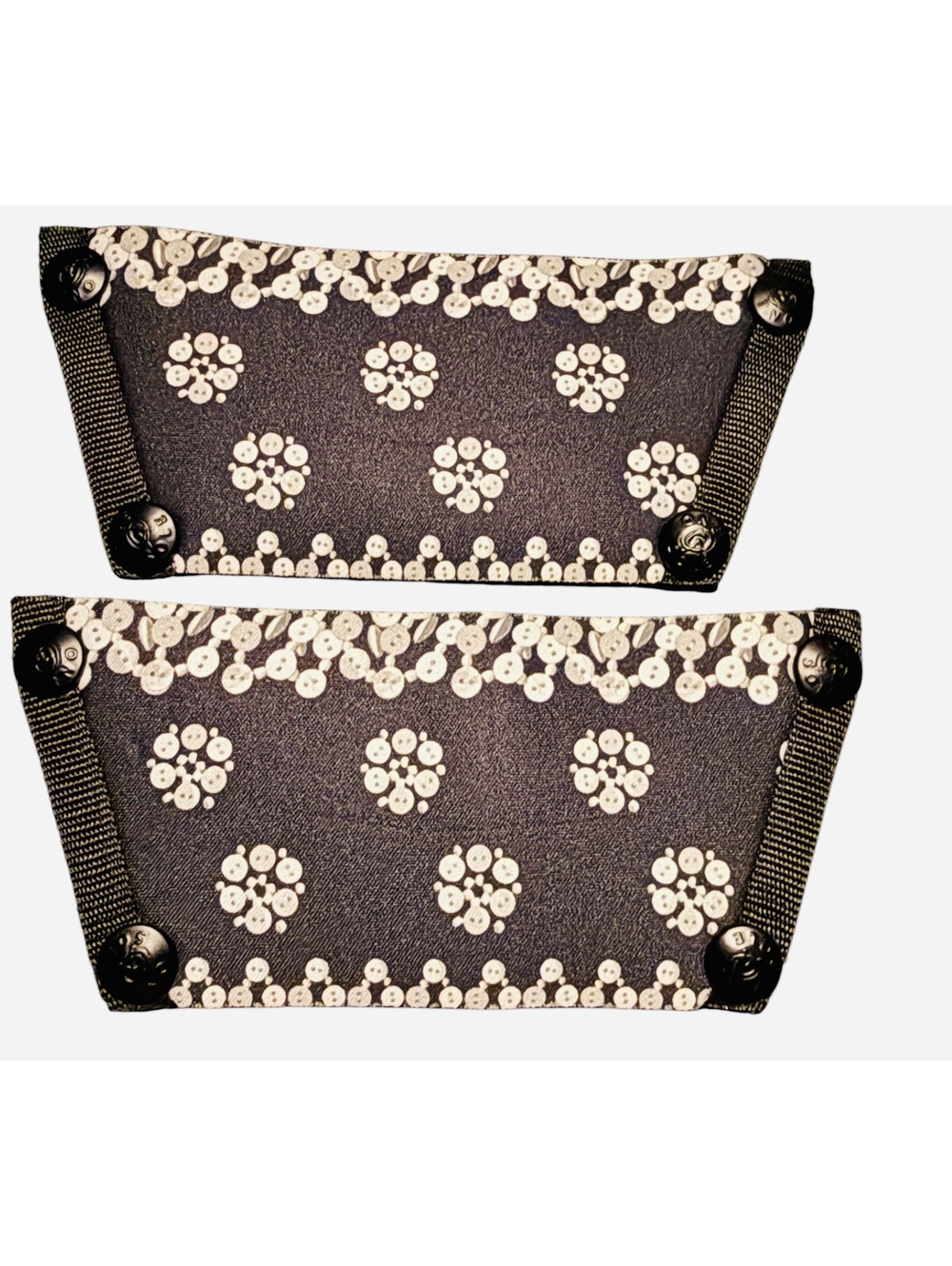 Onesole Black and White Topper L